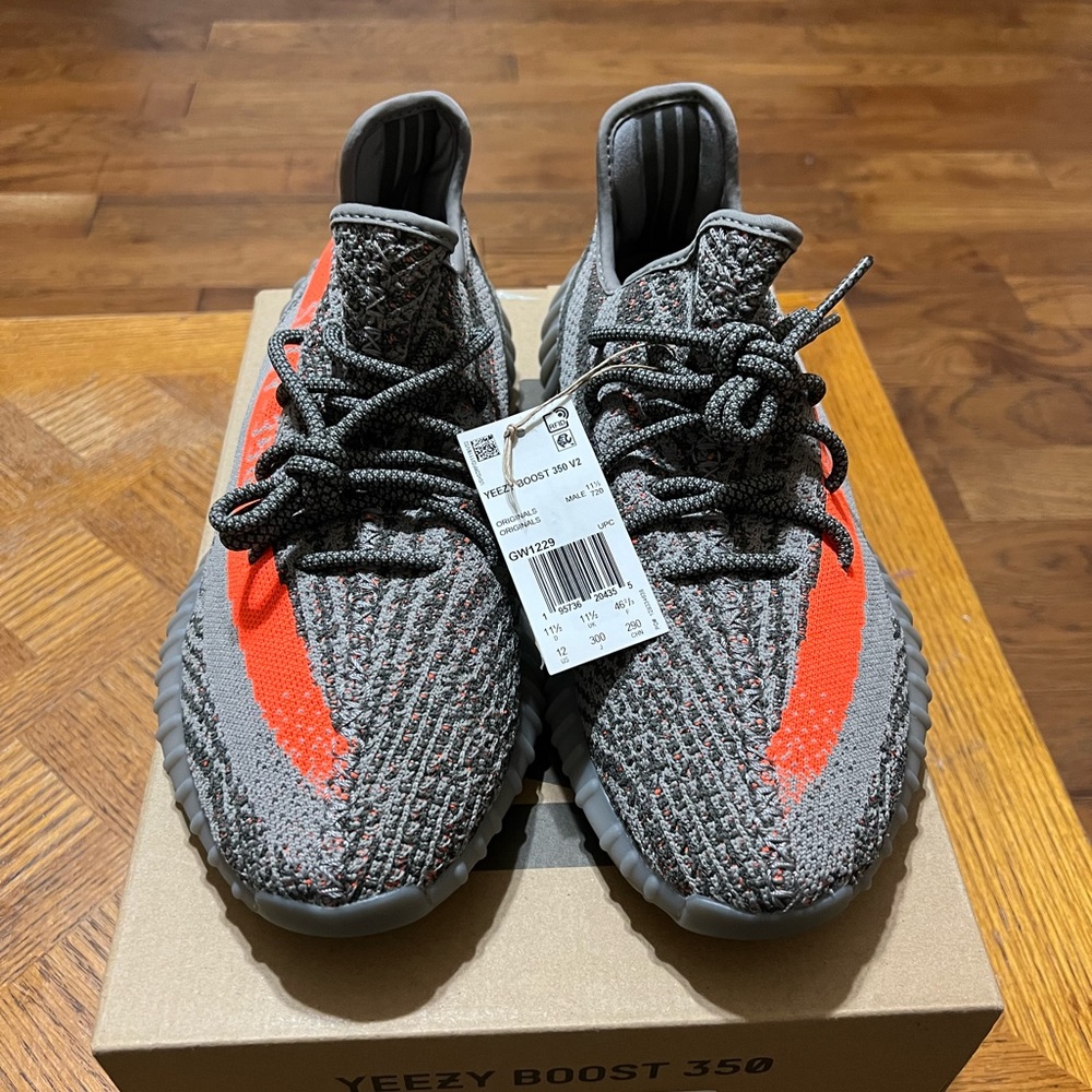 SOLDDDDD‼️‼️‼️‼️Yeezy 350, Mens size 12, (New) Og all - Picture 2 of 5